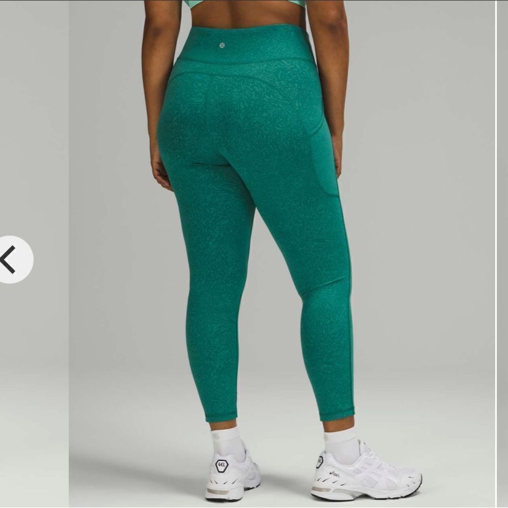 Lululemon Invigorate High-Rise Tight 25"
Crunch Teal Lagoon